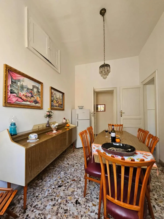 Casa Rando Marys House