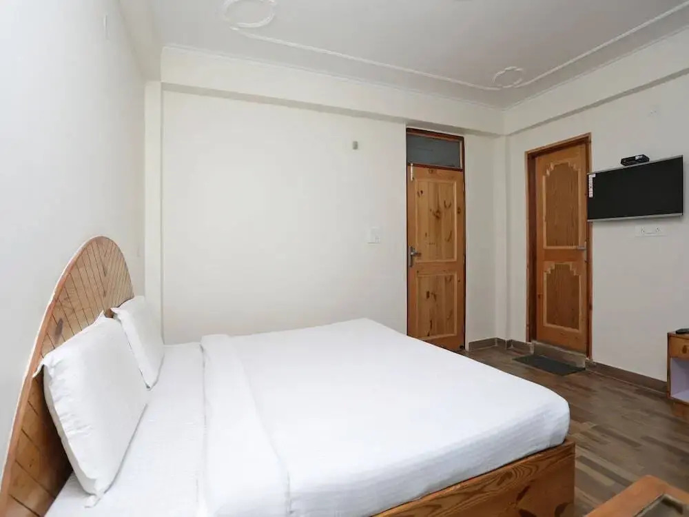 Elk Cottage by OYO Rooms