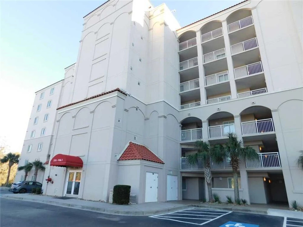 Yacht Club #3-401 - 3 Br Condo