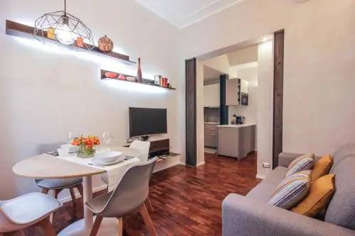 Living RHome - Condotti Apartment