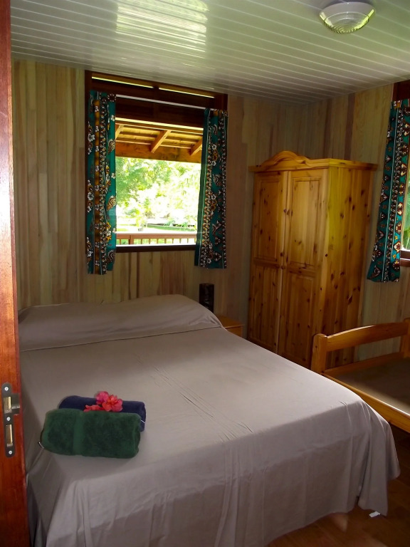 Vaianae Lodge