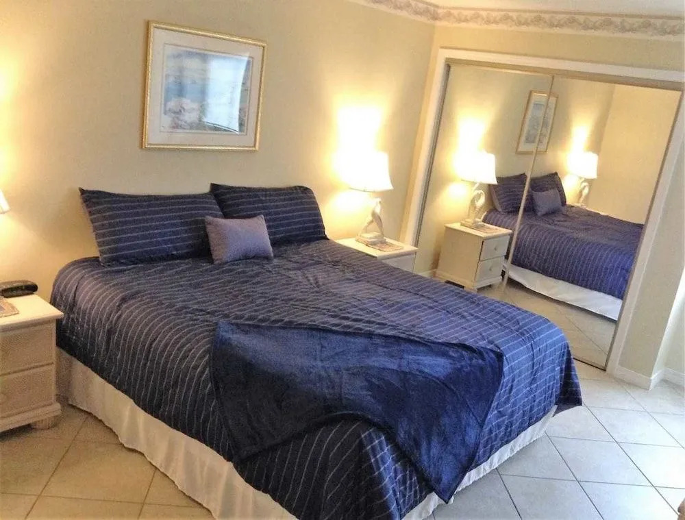 Gulf Shore Condo #604r 2 Bedrooms 2 Bathrooms Condo