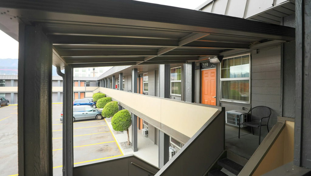 Modern Motel