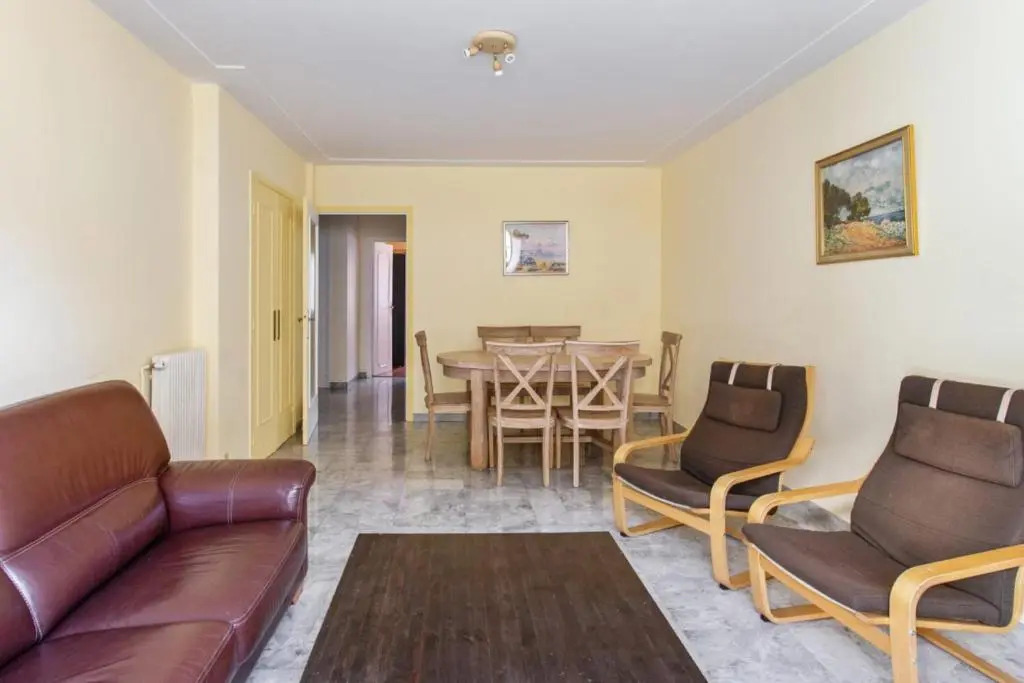 Nice flat w balcony and garage in Nice 5 min to the station - Welkeys