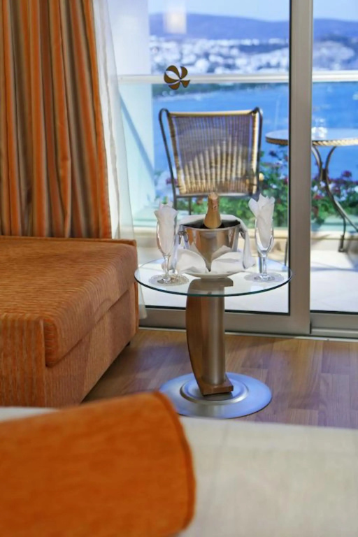 Royal Asarlik Beach Hotel