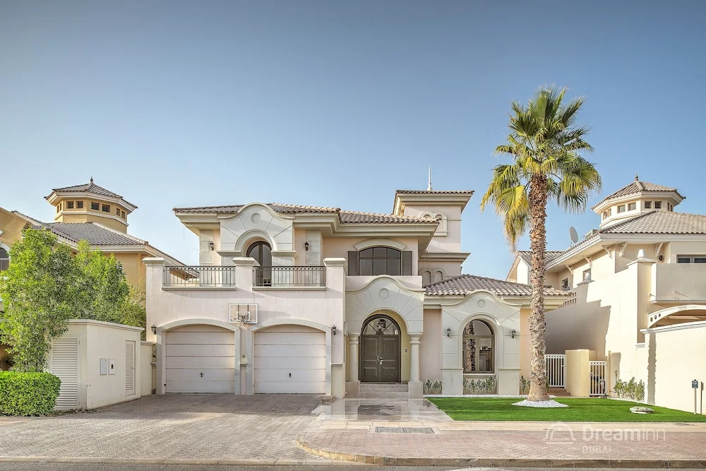 Dream Inn Dubai-Palm Island Retreat Villa