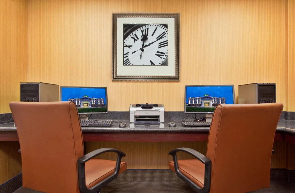 Holiday Inn Express & Suites Dayton South Franklin by IHG