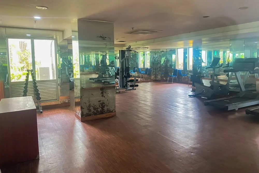 Comfort Living And Modern 2Br At Bassura City Apartment
