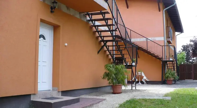 Diavolo Balaton Ház Apartments