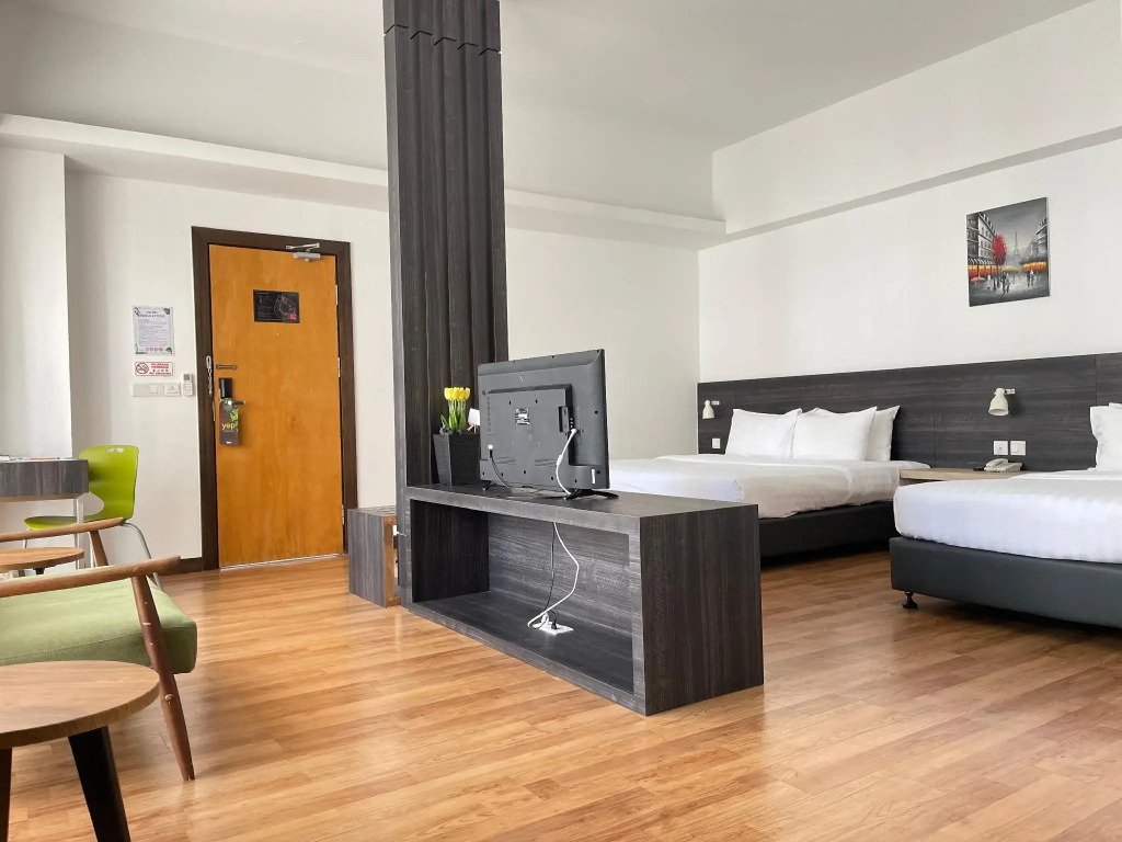 Win Hotel