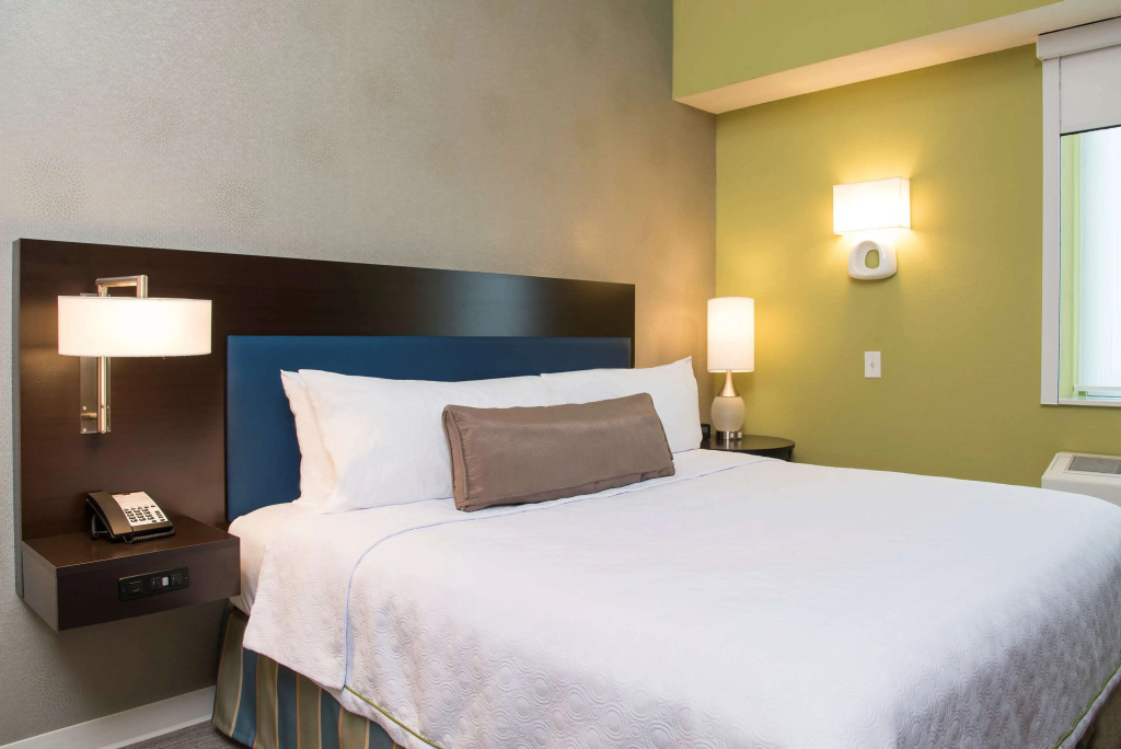 Home2 Suites by Hilton Indianapolis Downtown Indianapolis