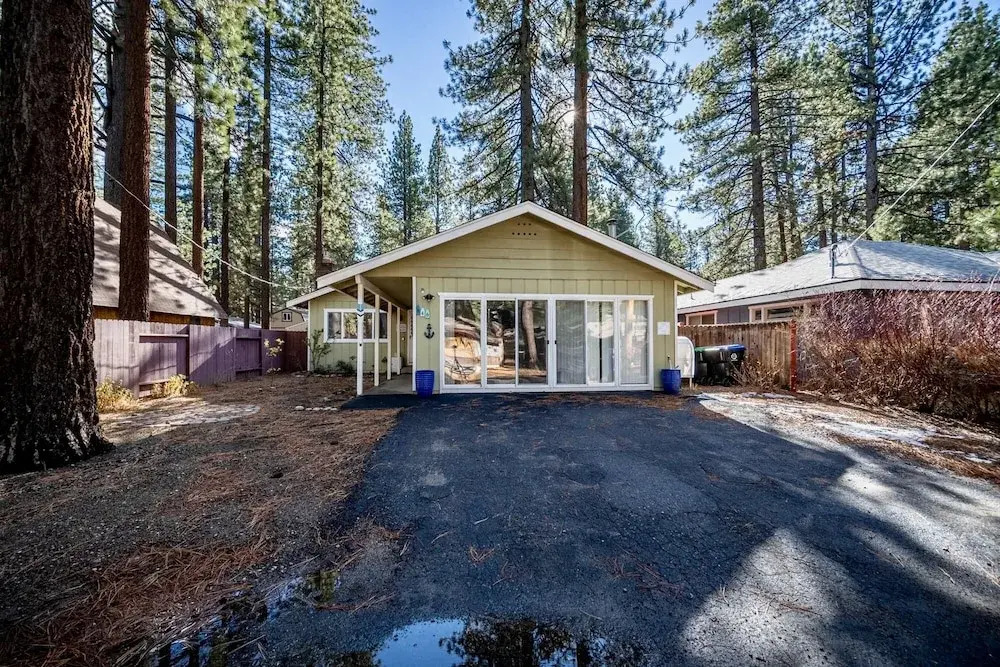 846 Stanford 3 Bedroom Home
