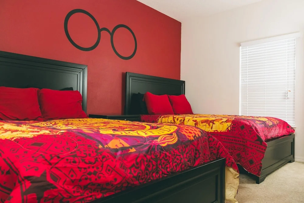 July Special Close to Disney WL 3 bed ID: 240128