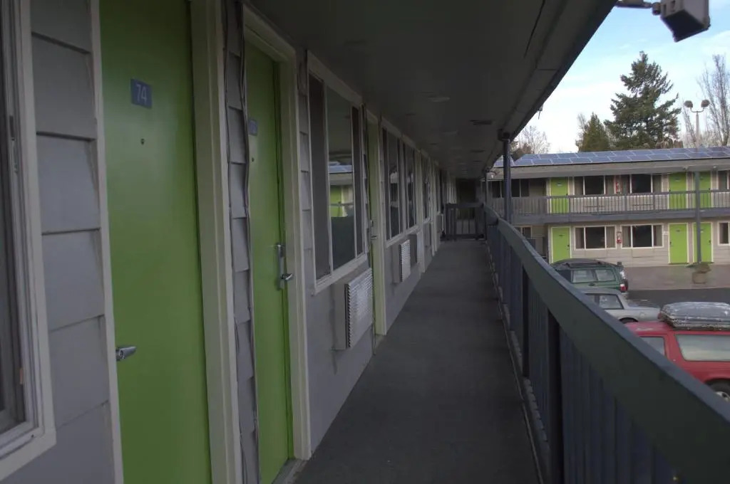 Banfield Motel
