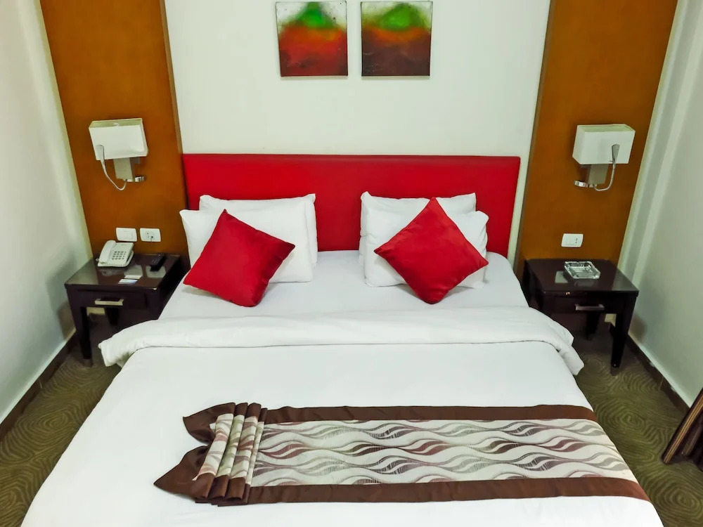New Lamar Hotel