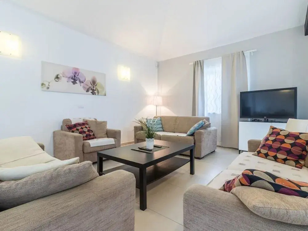 Villa Martha Comfortable Holiday Residence
