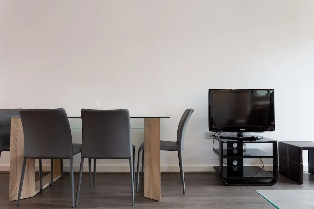 2 Bedroom Flat In Holloway With Balcony And Courtyard