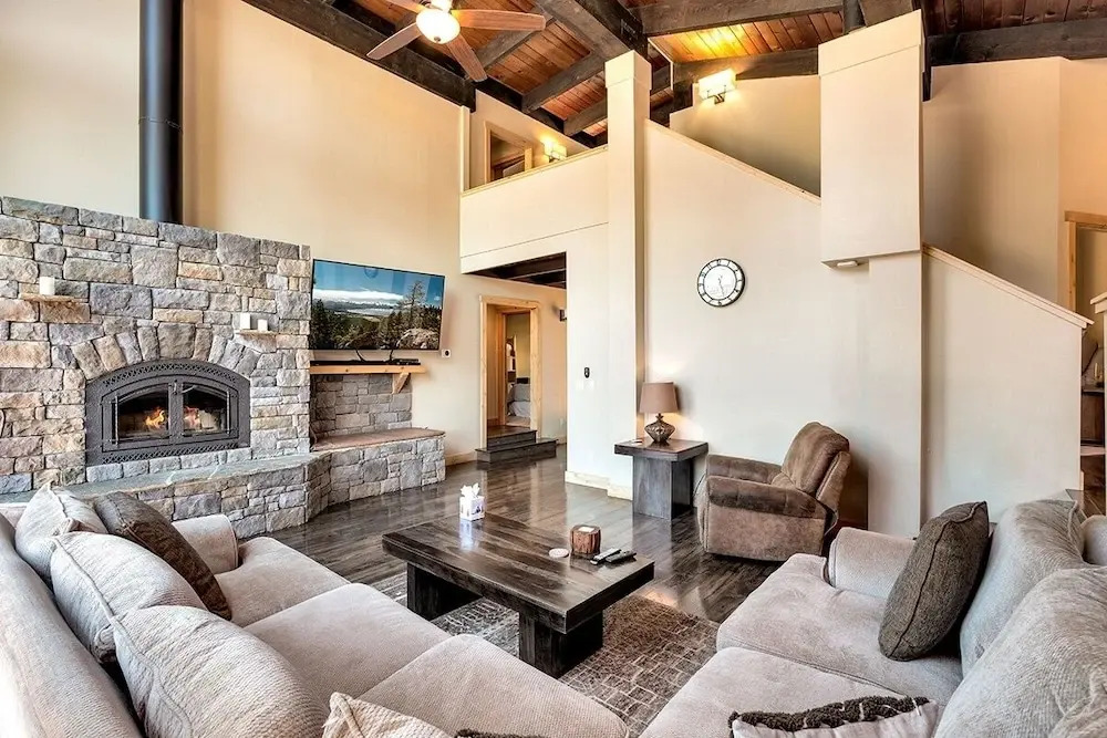 Cold Creek Lodge 3 Bedroom Home