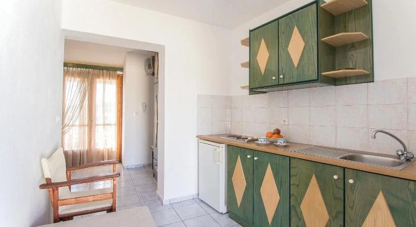 Stathis House