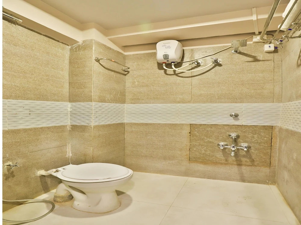 OYO 12182 Hotel Shekhawat Palace