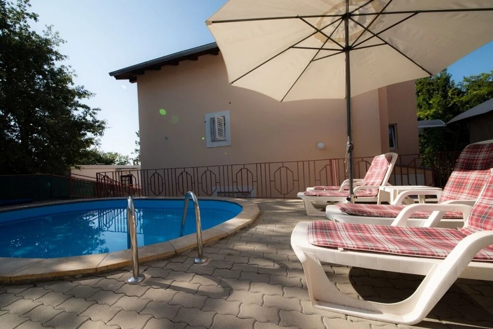 Ivona - Open Swimming Pool - A2