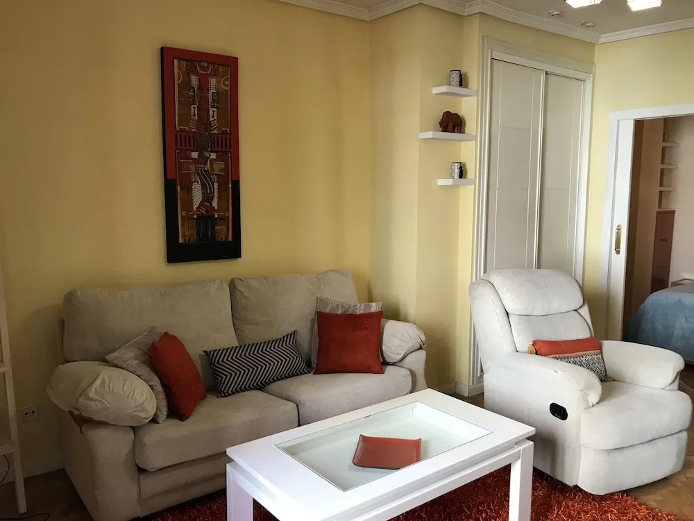 Stay at Home Madrid Apartments V