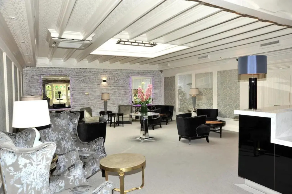 Treacys Oakwood Hotel, Shannon