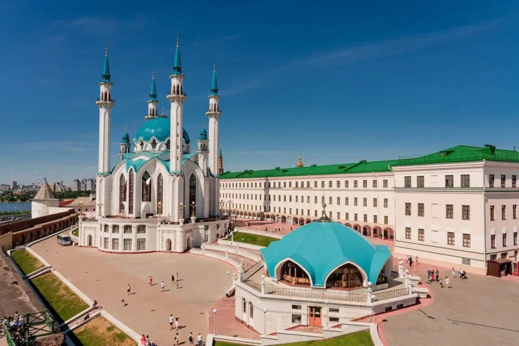 Урбан Апартментс на улице Япеева