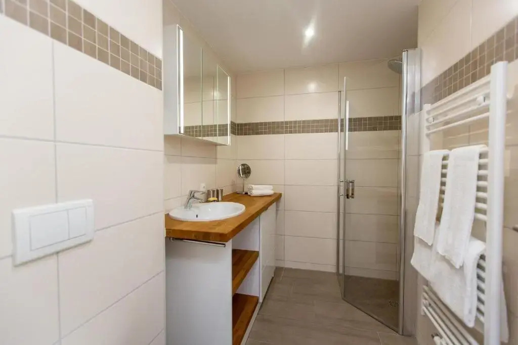 2 Zimmerapartment optional Bootsliegeplatz P6A2