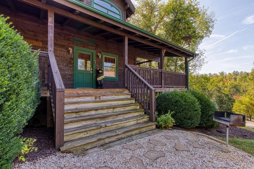 Papa Bears Hideaway - FKA Cold Creek Camp By Heritage Cabin Rentals