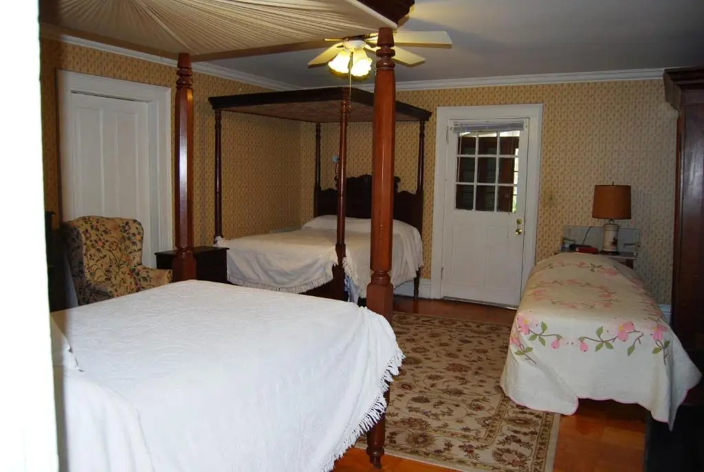 Glenfield Historic B&B