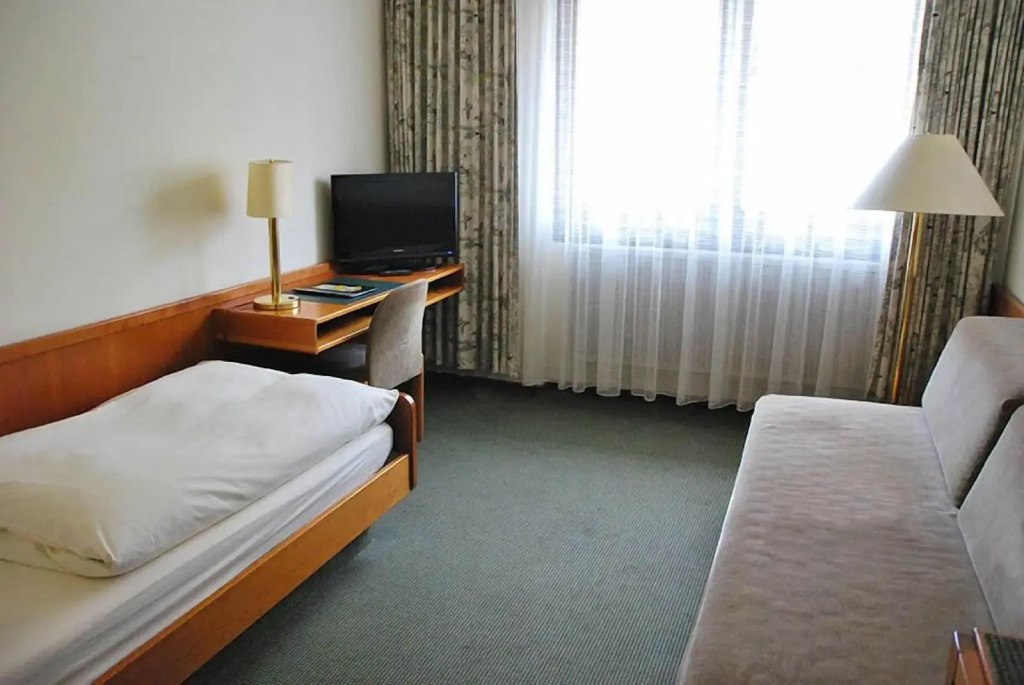Hotel Rheingauer Tor