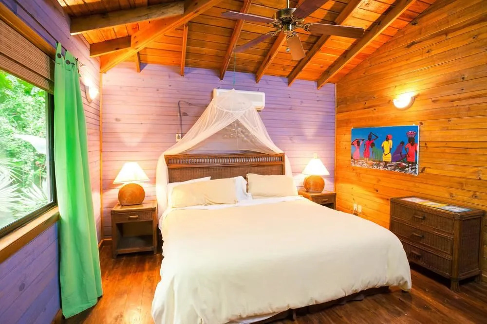 Mango House