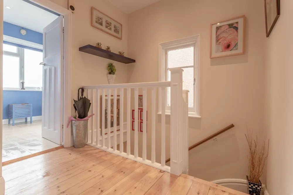 Spacious 2 Bedroom Flat in Acton
