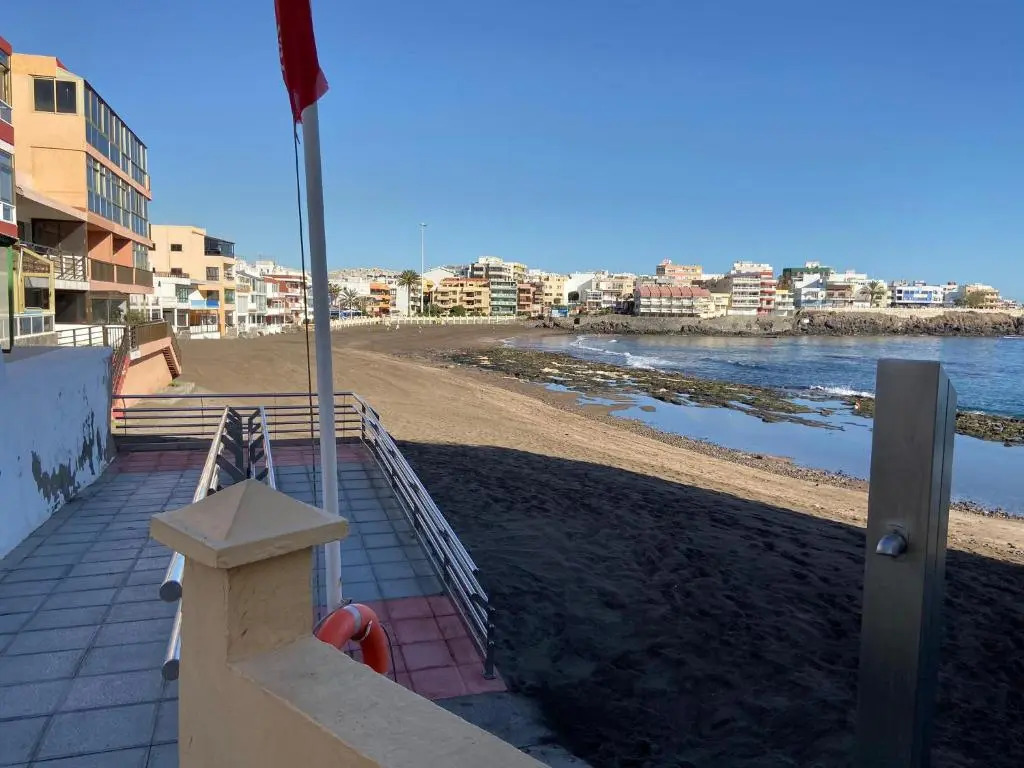 Salinetas Blue Surf House