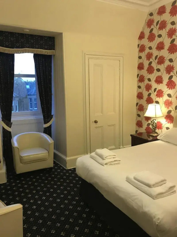 Alexander Guest House