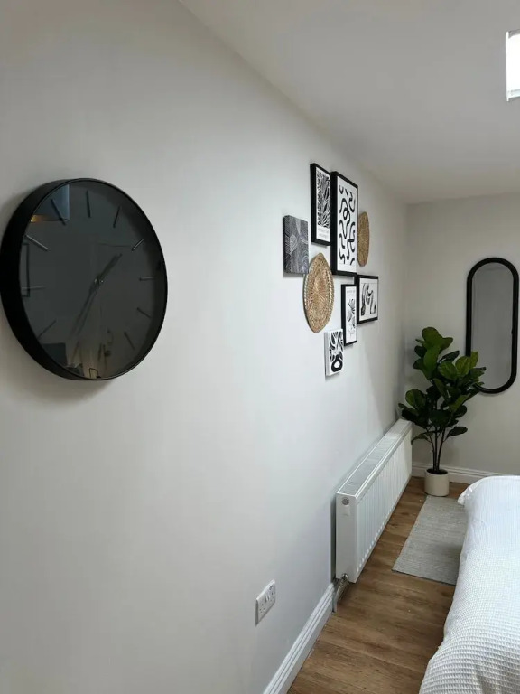 Ocho Homes Lux By Eight Continents, Belfast