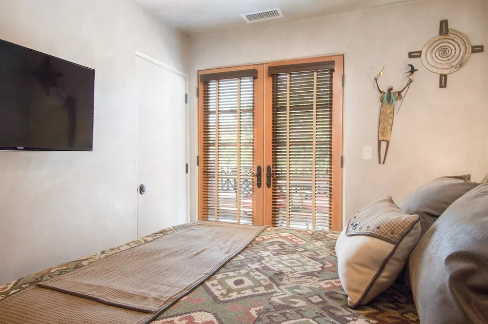 103 Catron St Condo Unit 16 2 Bedrooms 2 Bathrooms Condo
