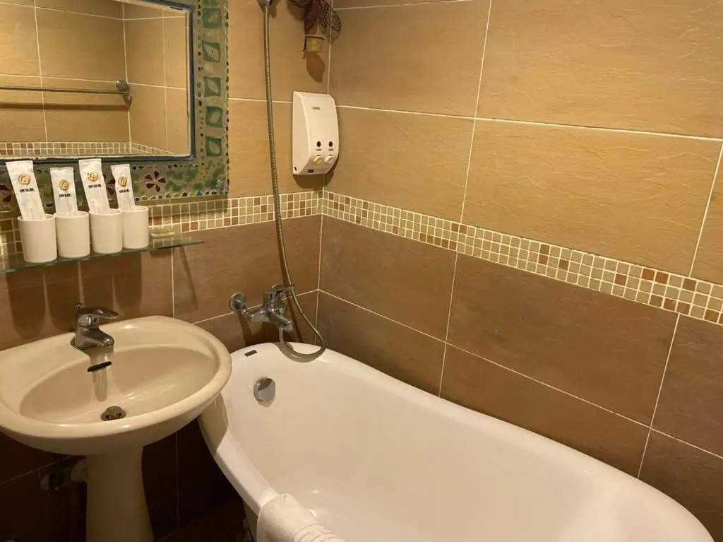 Jiao Xi Yi Dou Hot Spring B&B(礁溪伊豆溫泉民宿)