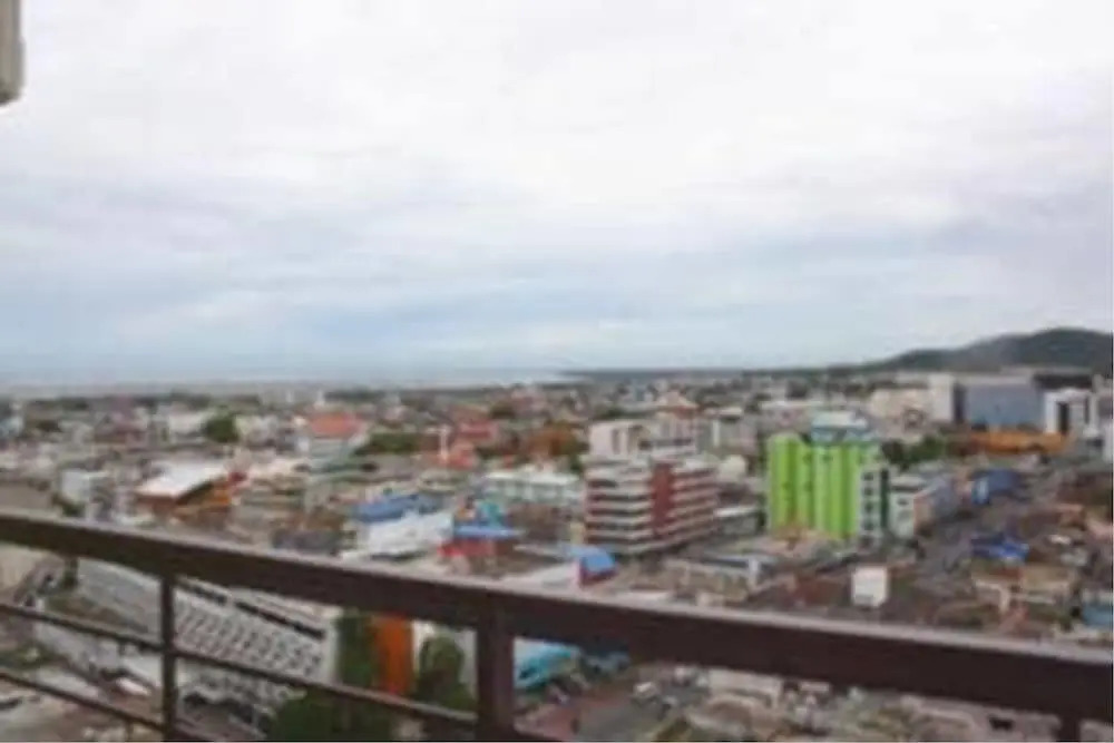 Eak Condoview