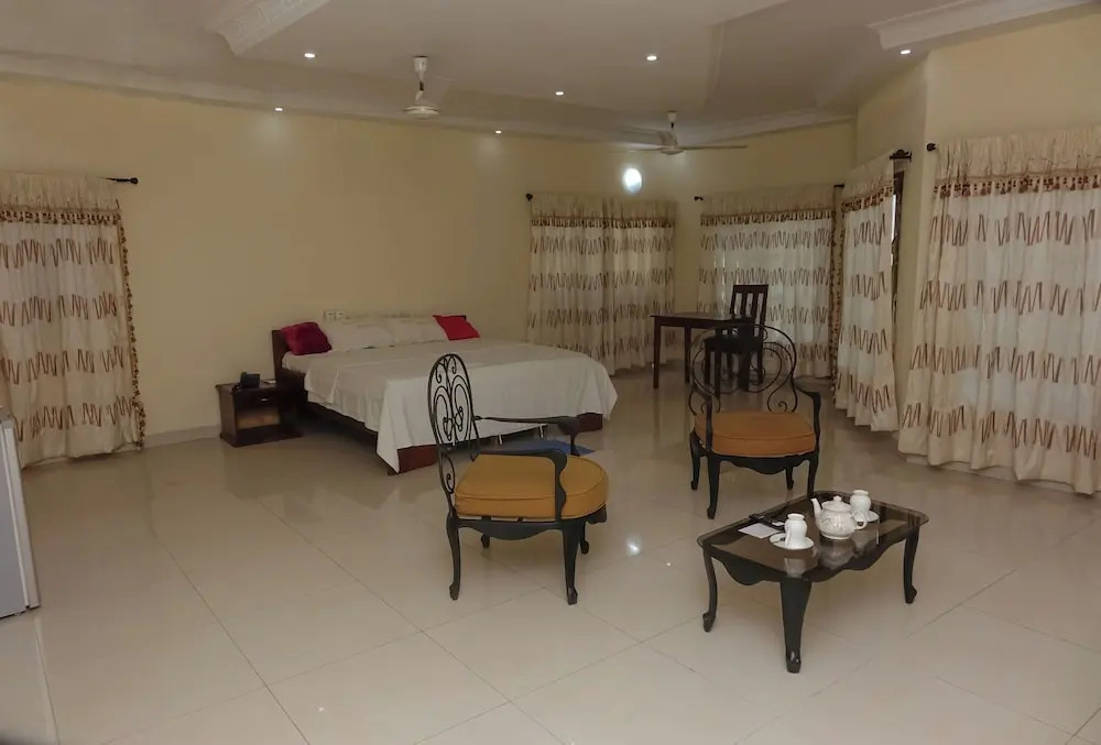 Hotel AEROCITO