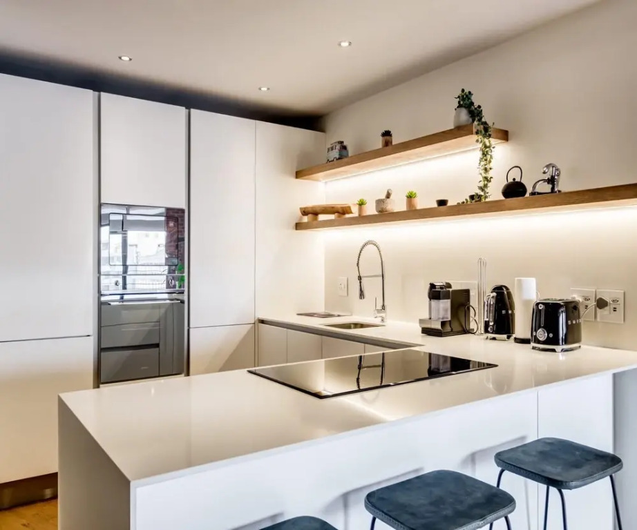 702 Metropolitan in Cape Town