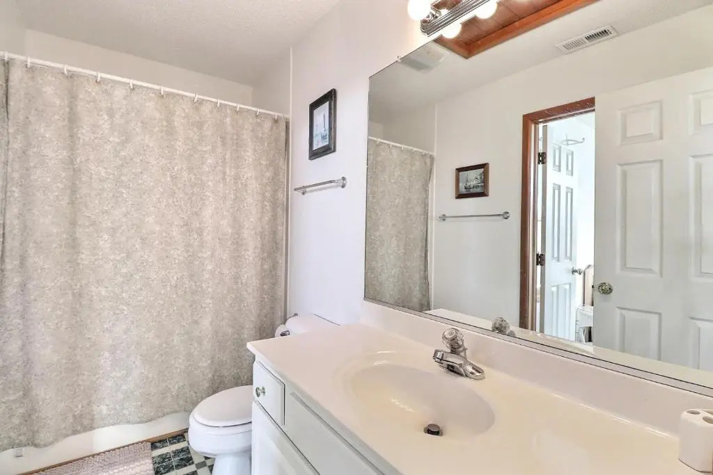 1358 Ar Lan Y Mor 4 Min Walk to Beach