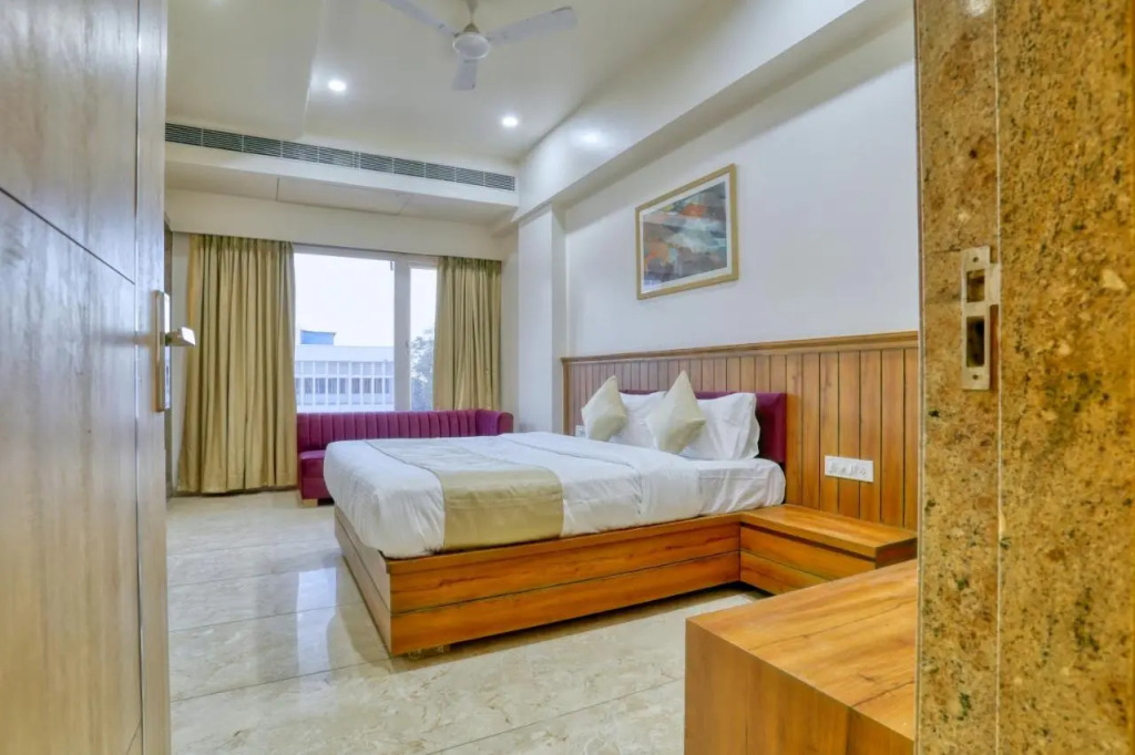 Hotel Centre Park Bhopal