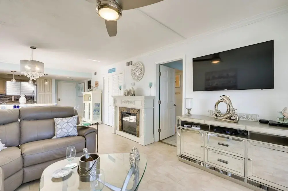 Resort-style Penthouse w/ Patio in Hudson!