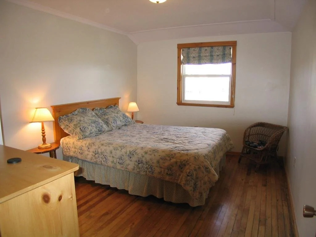 Shining Waters - Ingleside Cottages