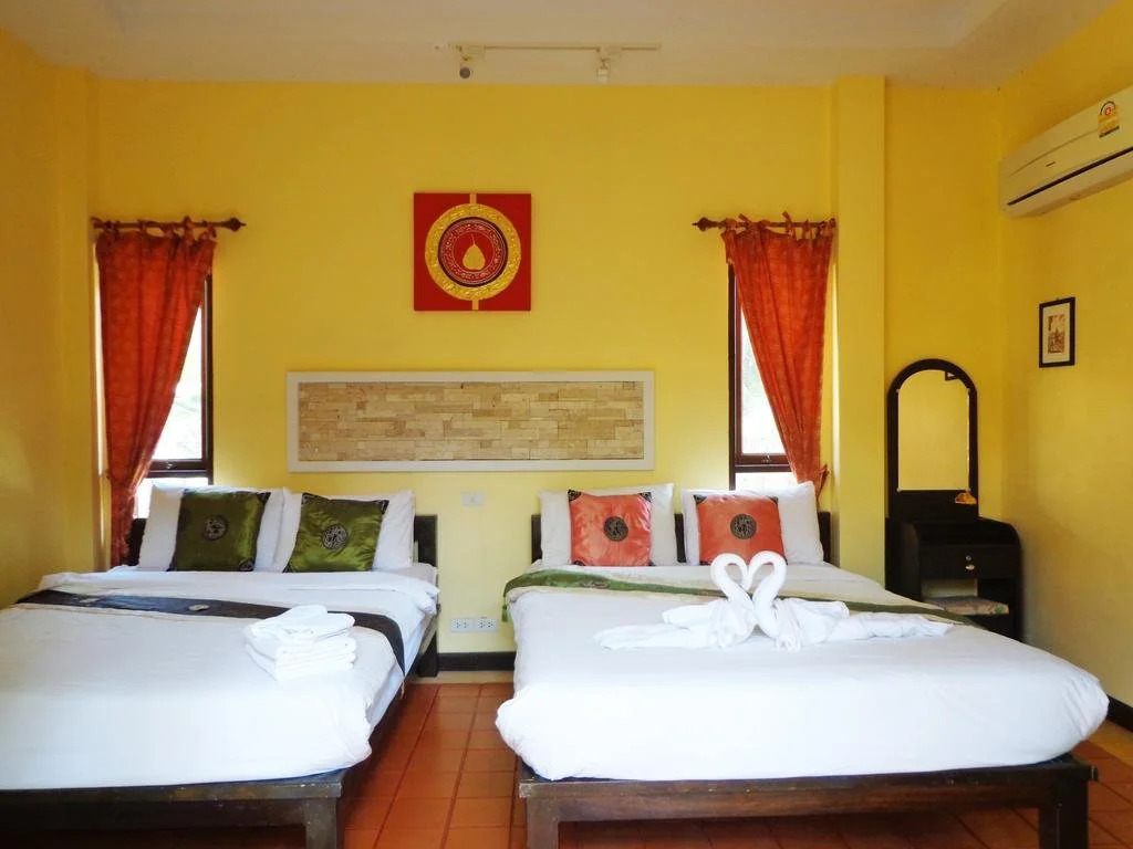 Pranburi Noy Resort