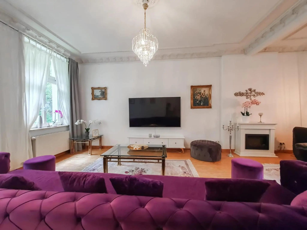DEUTSCHE VILLA - mit Sauna & Garten