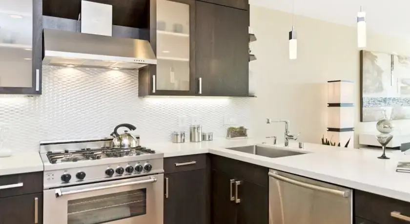 Harrison Street San Francisco Suite C
