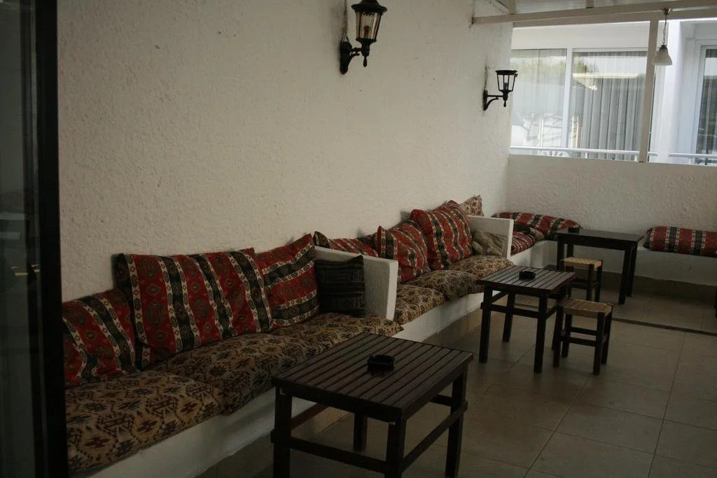 Yarar Hotel